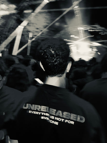 T-Shirt UNRELEASED