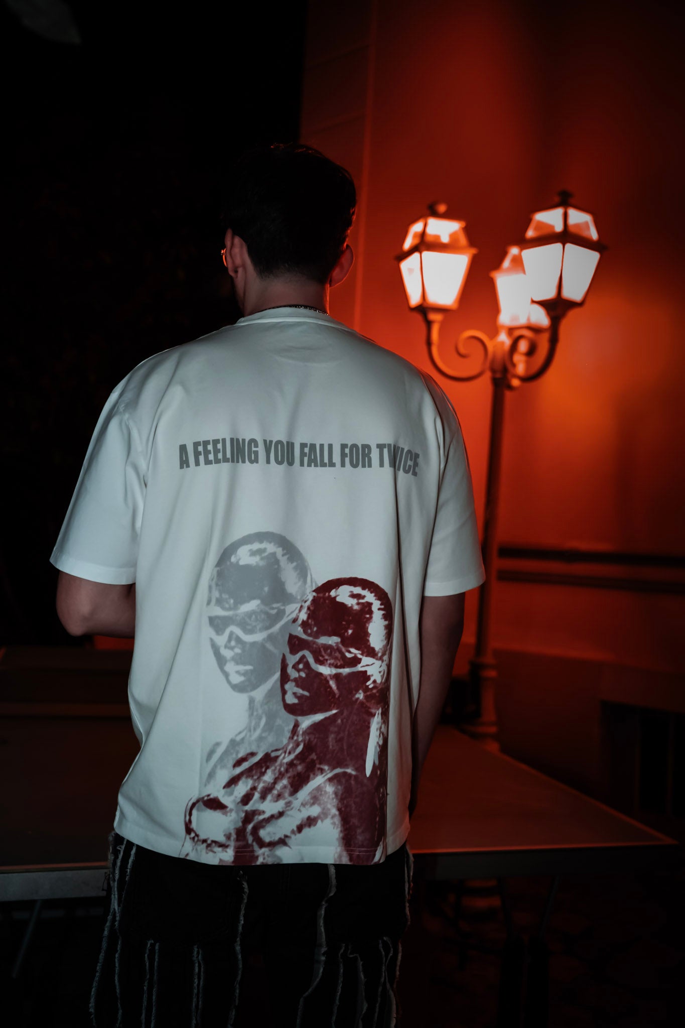 T-SHIRT TWICE